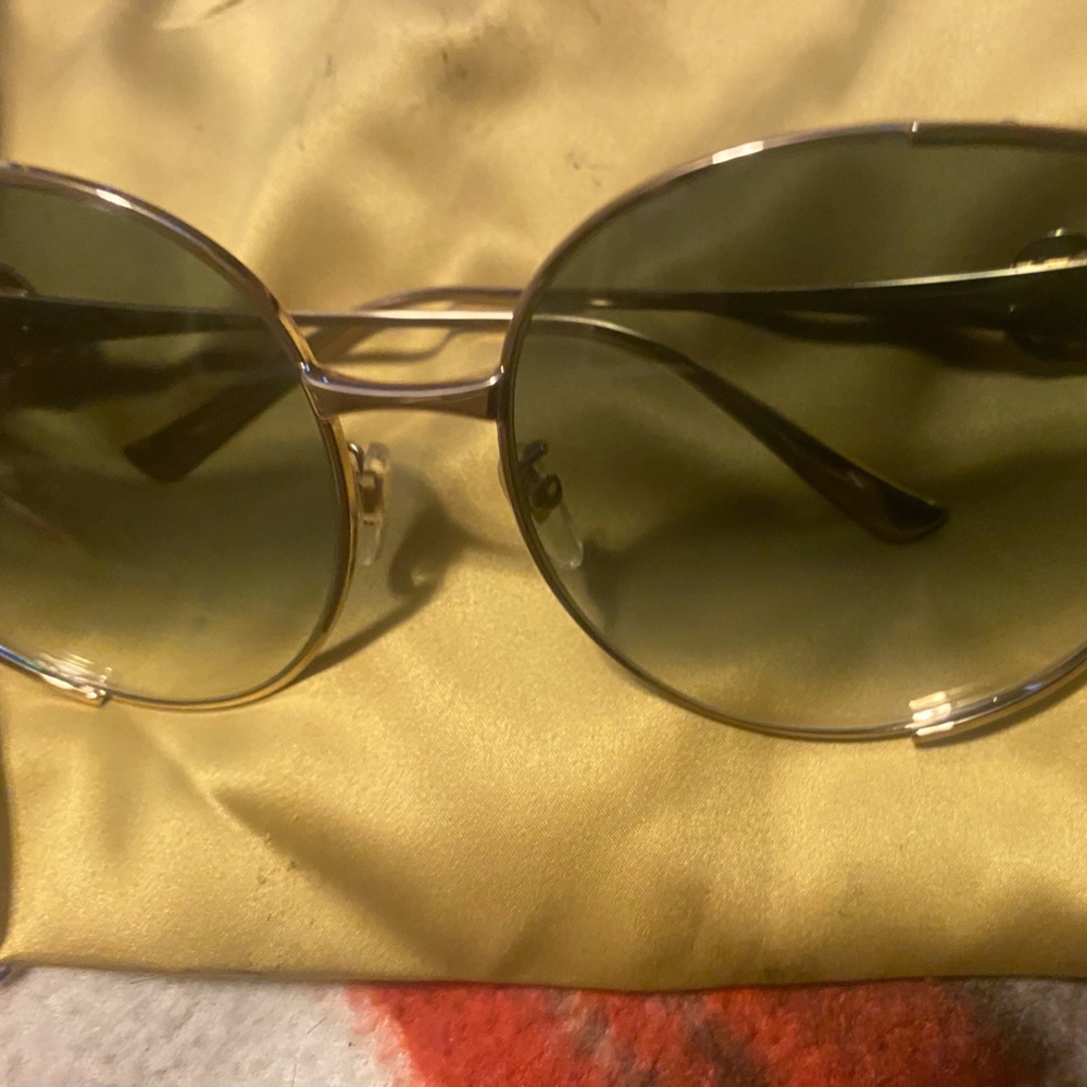 Gold Aviator Sunglasses